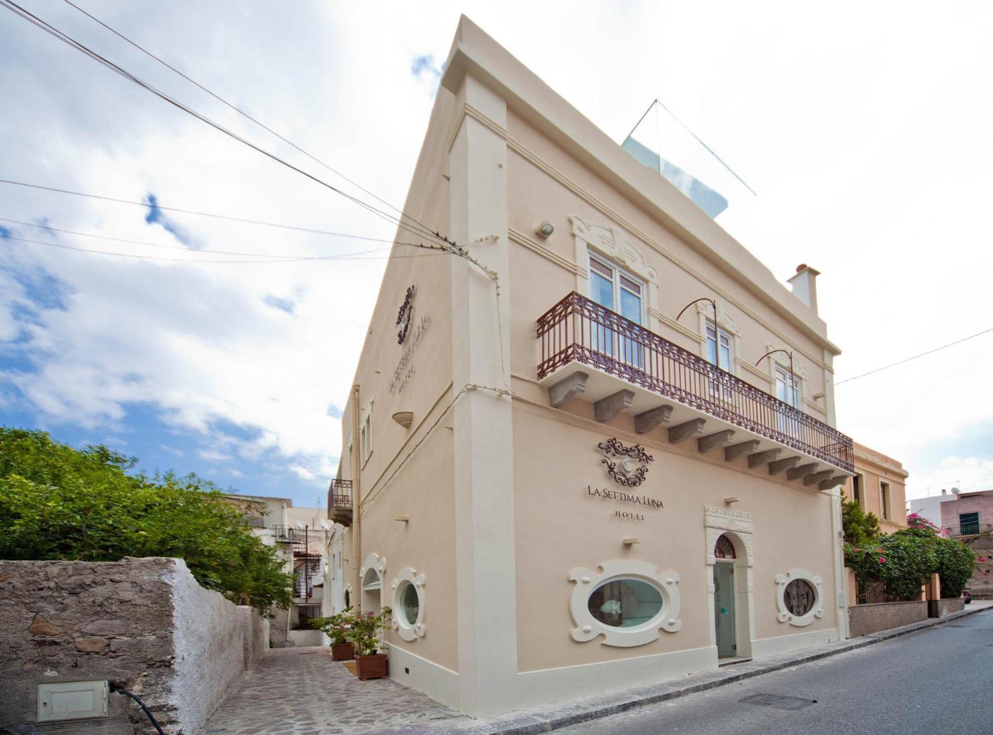 La Settima Luna Hotel Canneto  Exteriör bild